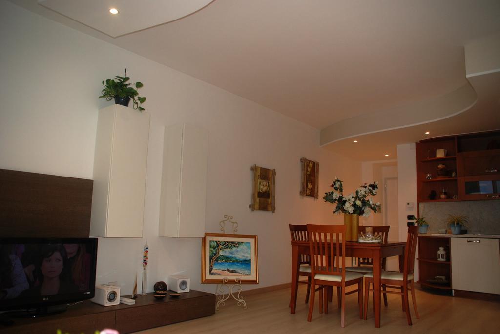 Bella Piazza Apartment Colico Room photo